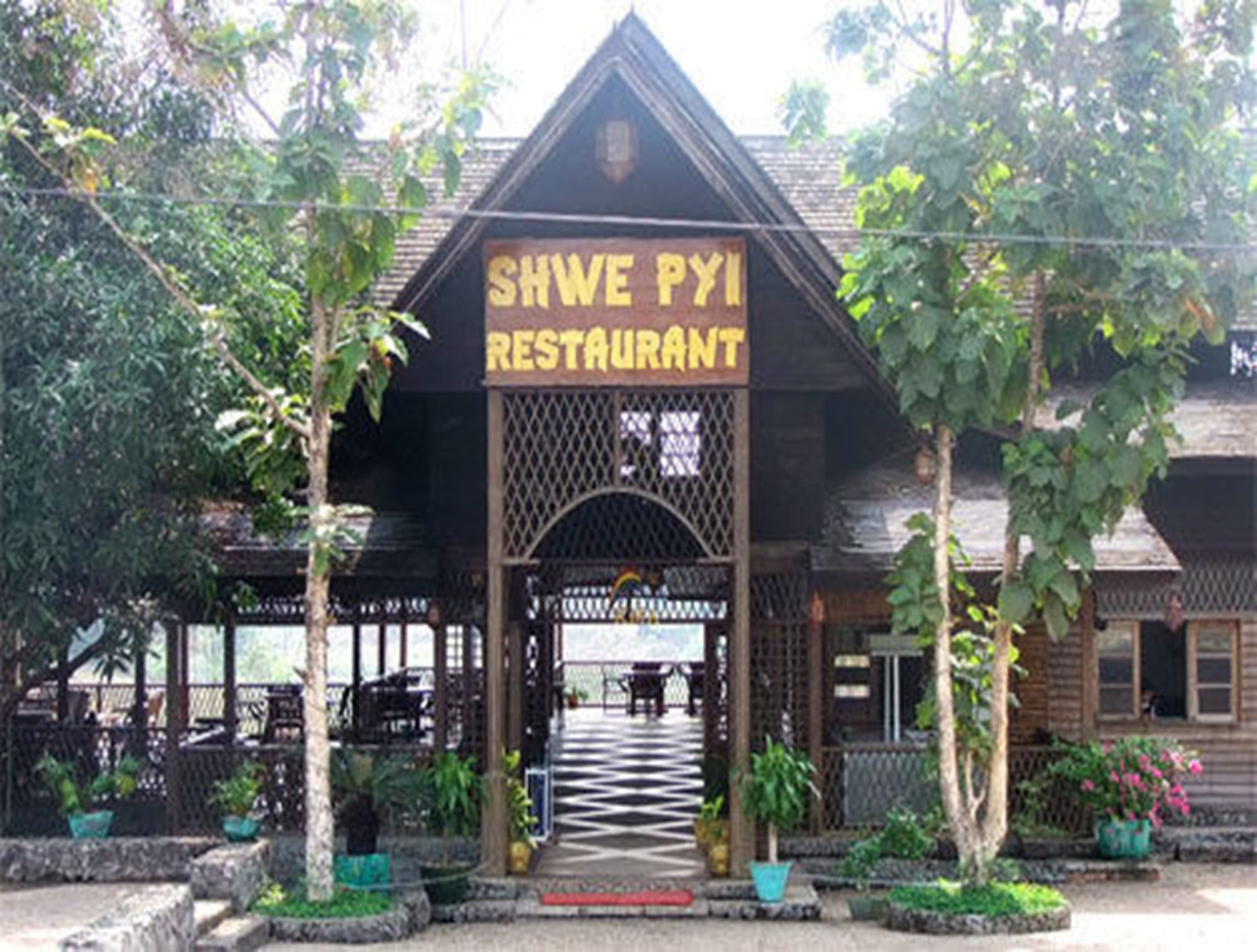 KMA SHWE PYI BAGO Resort Exterior foto